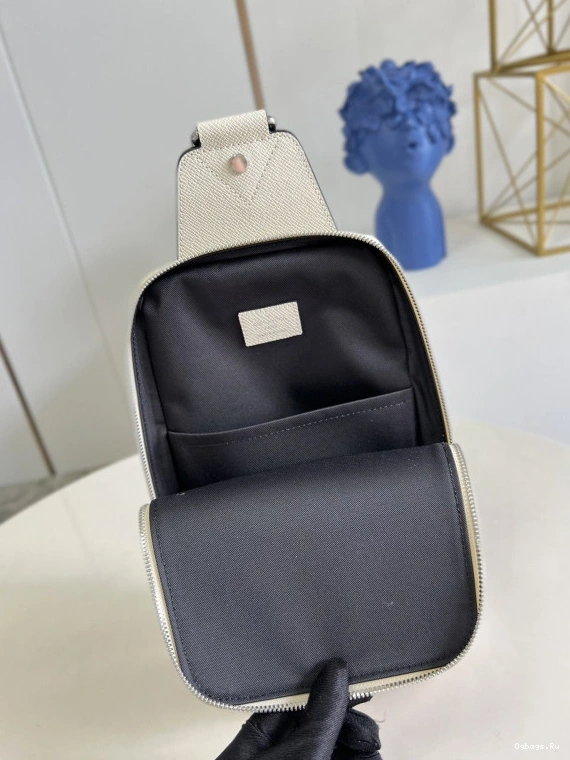 BAG AVENUE VUITTON SLING LOUIS 0313